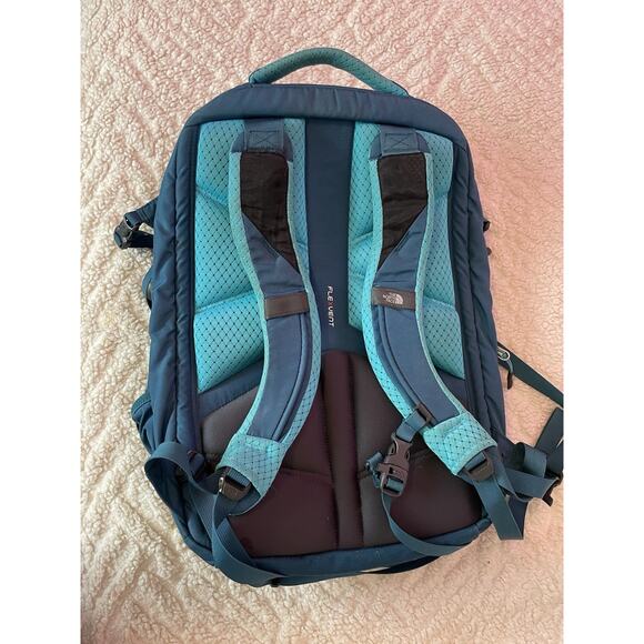 The North Face Surge Backpack Blue 30L FlexVent Laptop Hiking Travel Bag - Picture 2 of 10